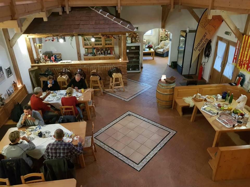 Reiterhof Roessler Villa Poppendorf im Burgenland Eksteriør bilde